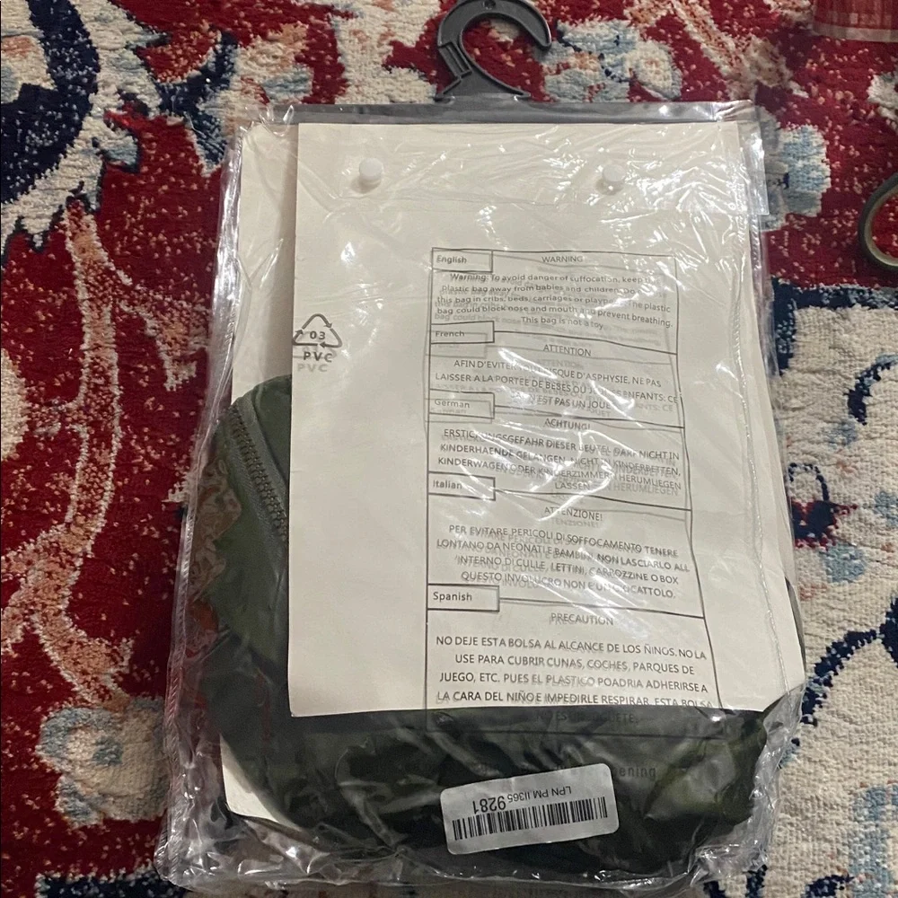 Leg Avenue Top Gun Flight Suit – Women’s Large – New in Package - Picture 3 of 3